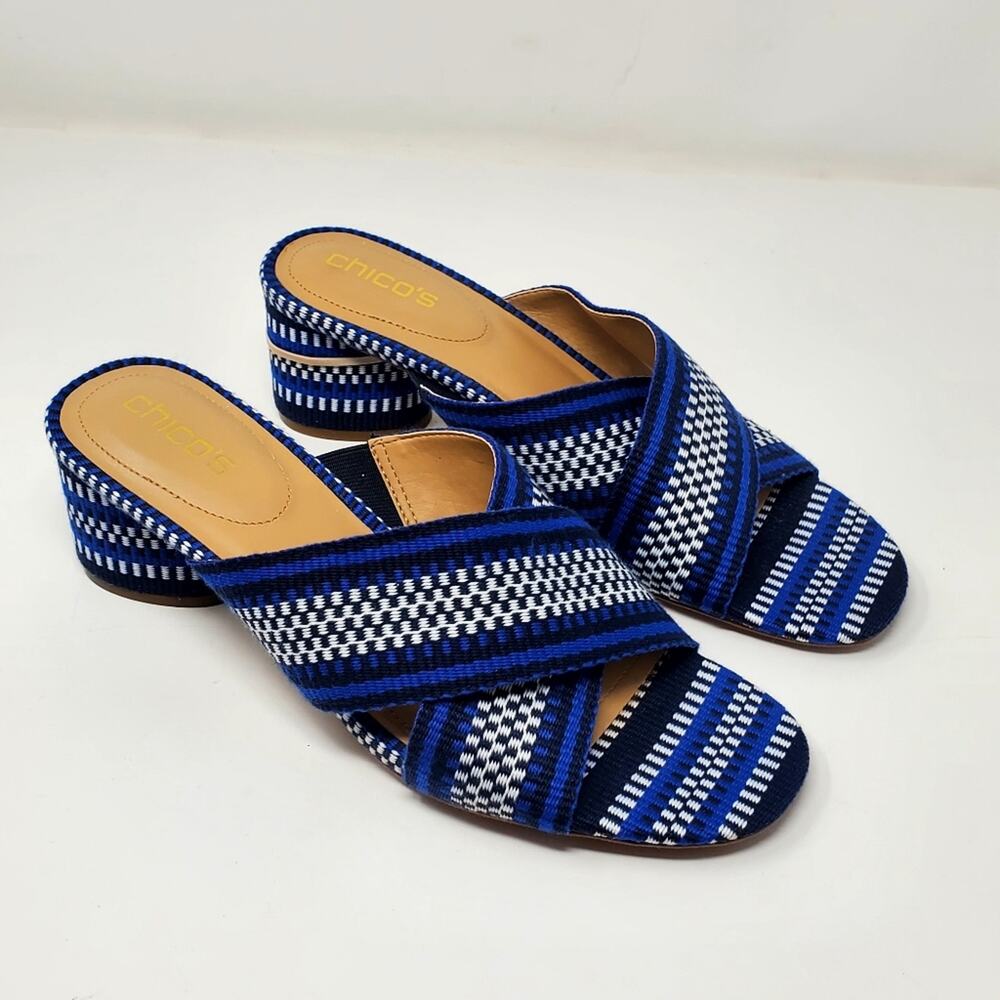 Chico's blue & White Woven Criss cross block heel sandals New Condition Size 10
